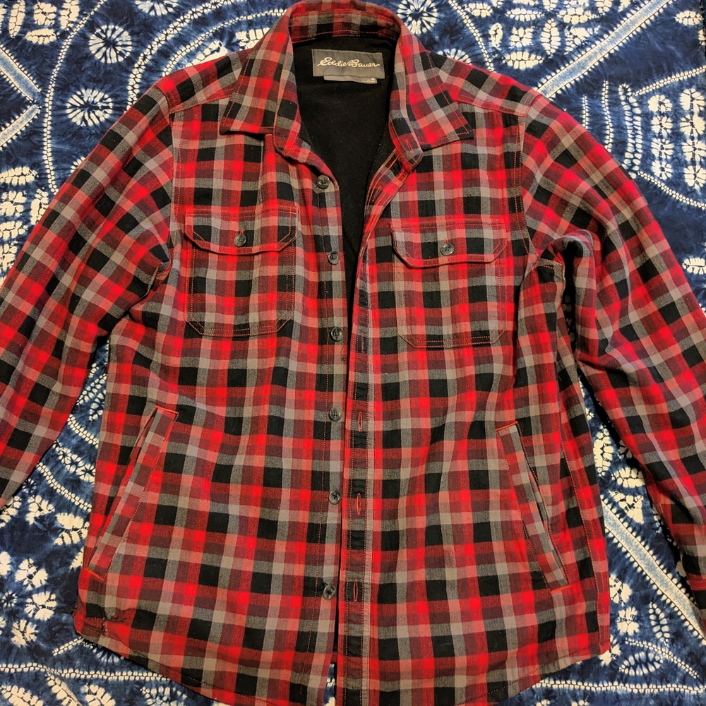Eddie Bauer Red and Black Plaid Fleece Shirt Jacket Winter Mens Size Medium